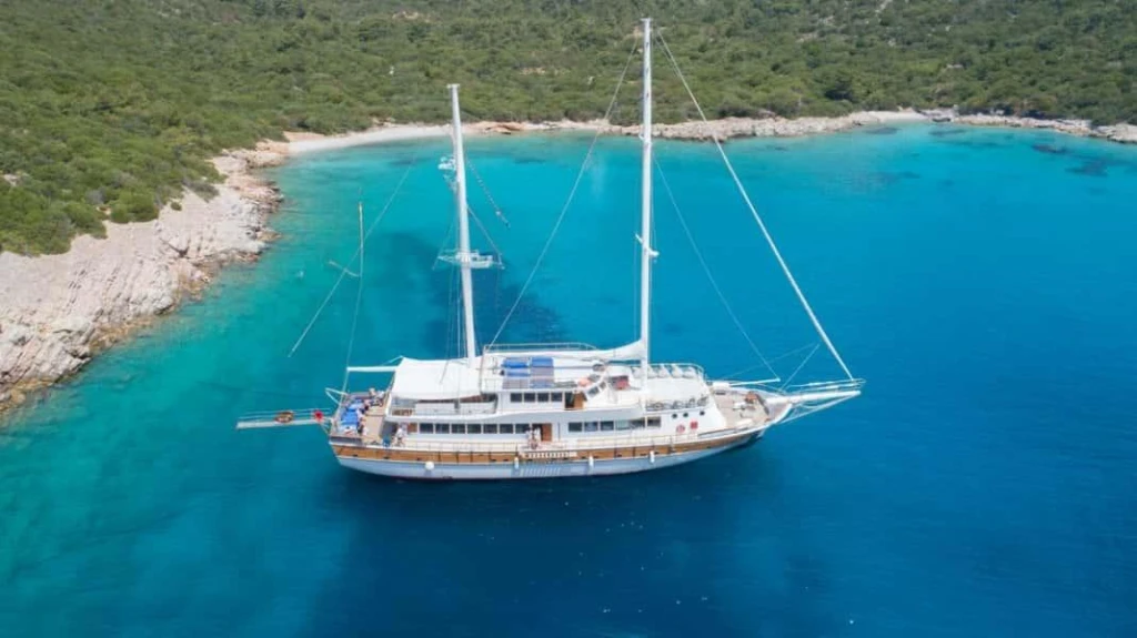 Bodrum to Karacasöğüt Mini Blue Cruise – 4-Day Turkish Gulet Adventure