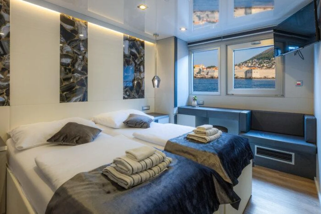 MV Aurelia – Deluxe Boutique Cruise on the Adriatic