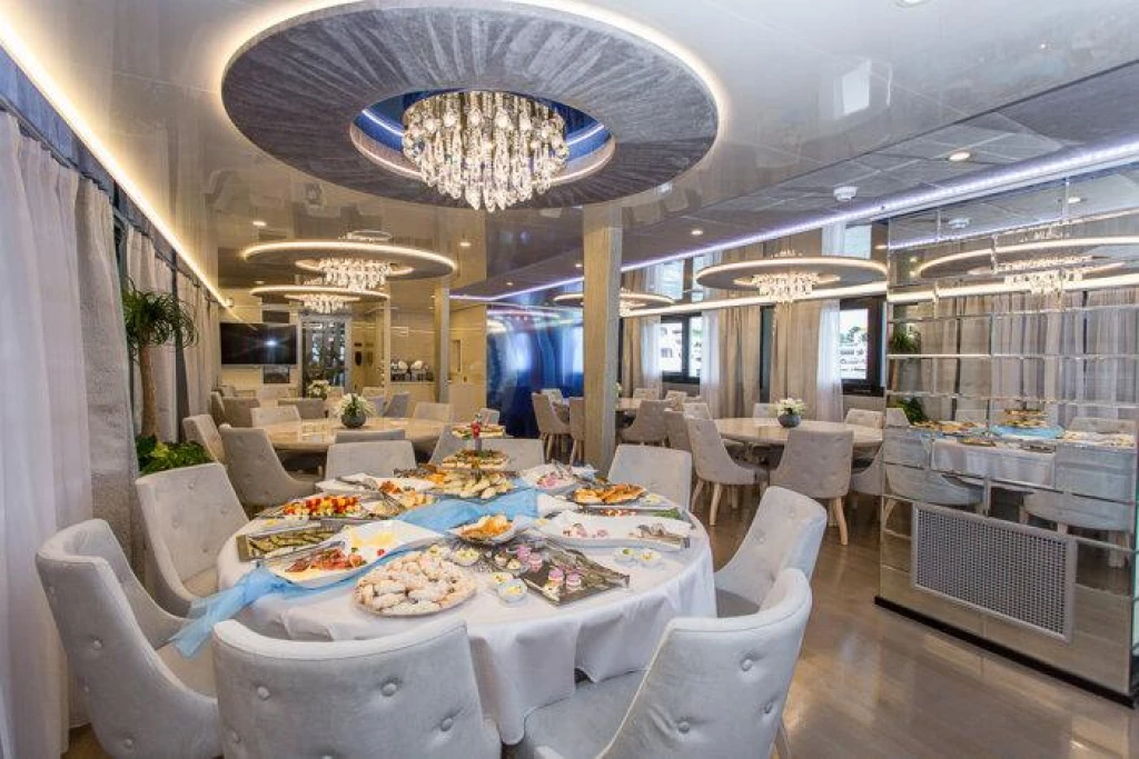 MV Ave Maria – Deluxe Superior Small Ship Croatia