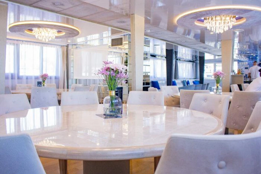 MV Ave Maria – Deluxe Superior Small Ship Croatia