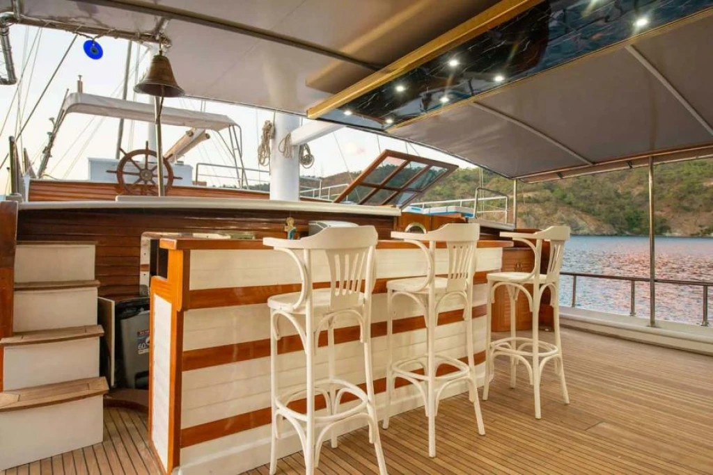 Luxury Cabin Cruise | Fethiye – Kekova – Fethiye