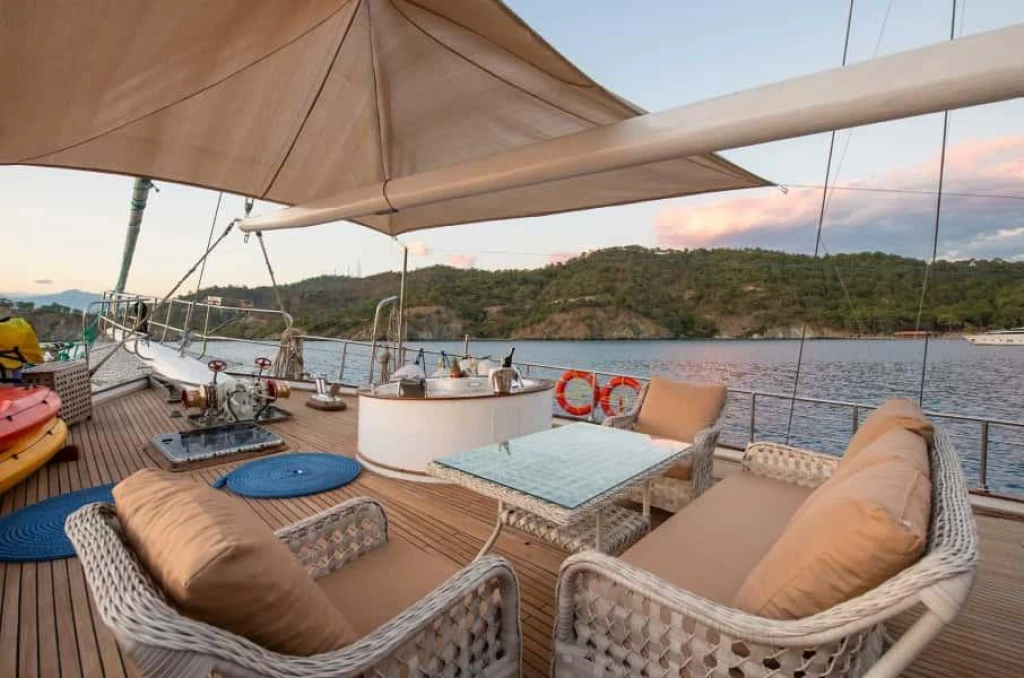 Luxury Cabin Cruise | Fethiye – Kekova – Fethiye