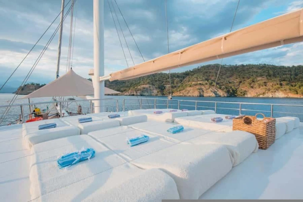 Luxury Cabin Cruise | Fethiye – Kekova – Fethiye