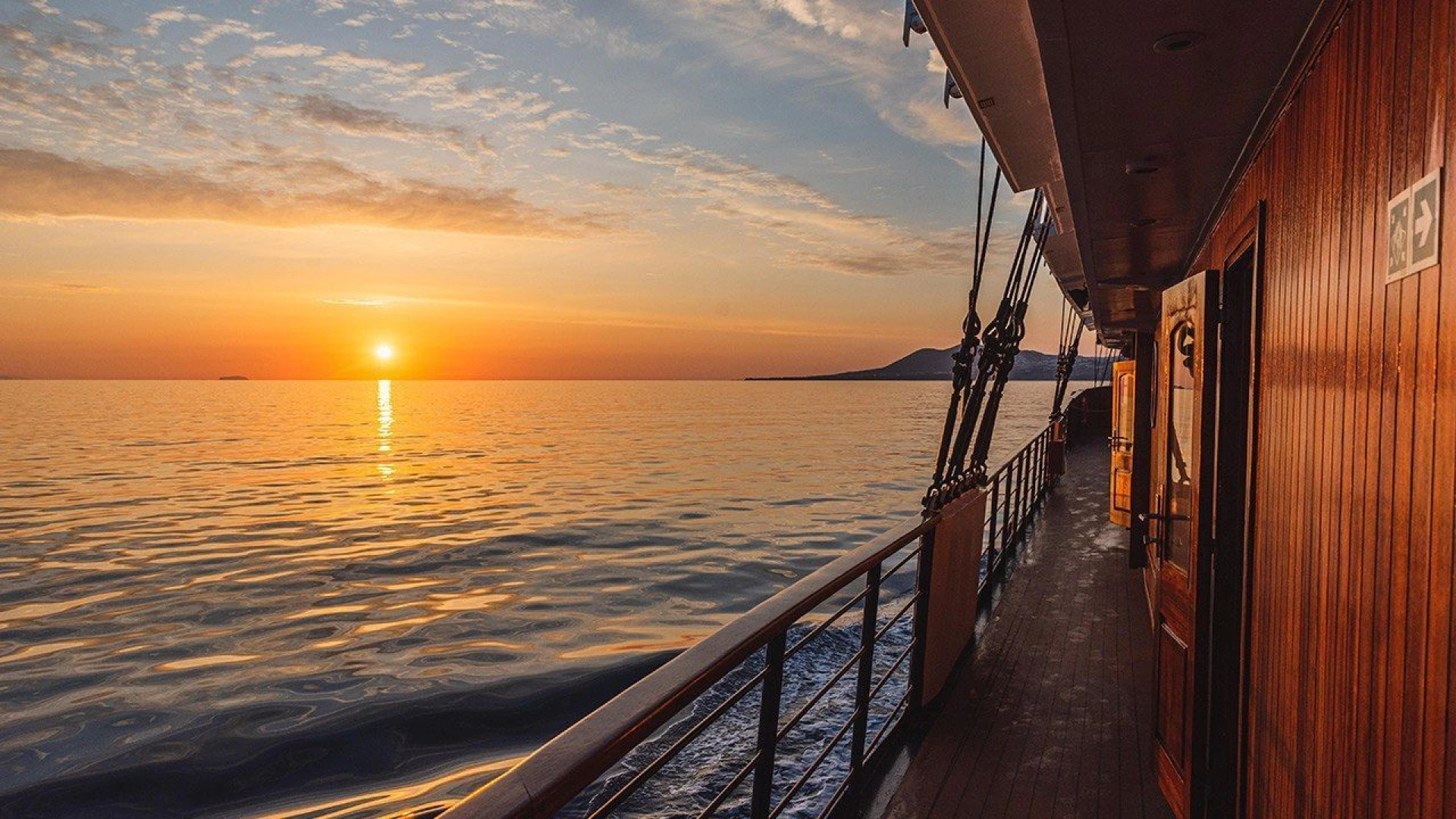 Jewels of the Cyclades Cruise