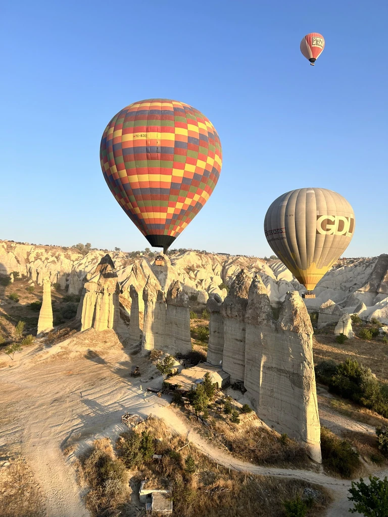 Vol en montgolfière à Cappadoce avec transfert depuis l'aéroport et l'hôtel