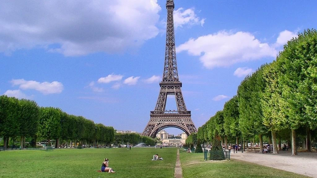 ELEGANT BENELUX & PARIS & ALSACE - 7 Gece - THY - Cgn-Cgn 