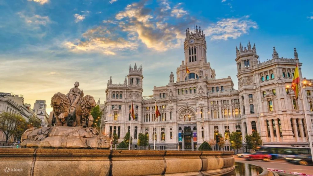 Comfort Plus Portekiz & İspanya Turu Türk Hava Yolları ile 9 Gece LIS-BCN 