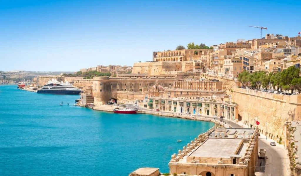 MALTA - 4 GECE - KM HAVA YOLLARI İLE - MLA - MLA 