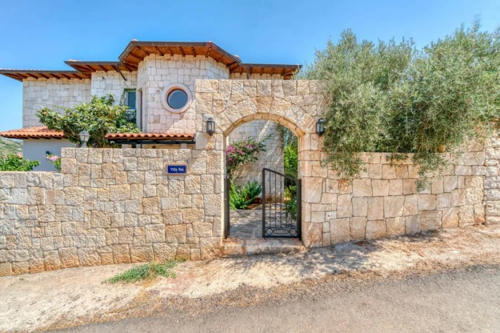 Private Gulet Holiday & Luxury Villa Stay in Kas