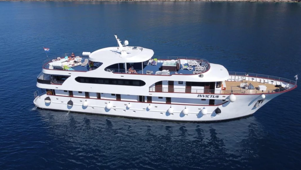 8-Day Split to Dubrovnik Cruise: Explore Croatia in Style