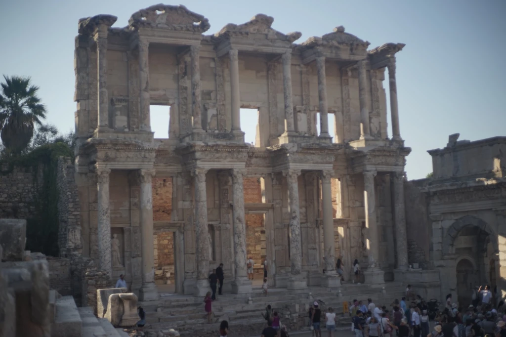 Private Guided Ephesus Tour With New DEM Museum and Lunch