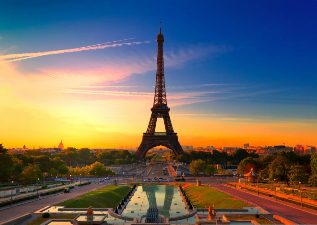 Paris’te Romantizm Dolu Bir Gün: Çiftler İçin En Güzel Rotalar ve Deneyimler