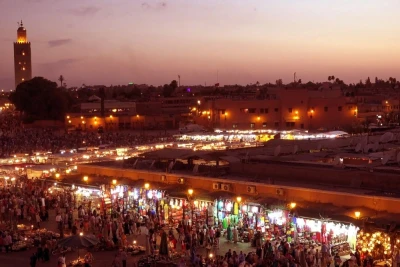 UNESCO Mirası Bir Açık Hava Tiyatrosu: Jemaa el-Fnaa'nın Gizemli Hikayesi