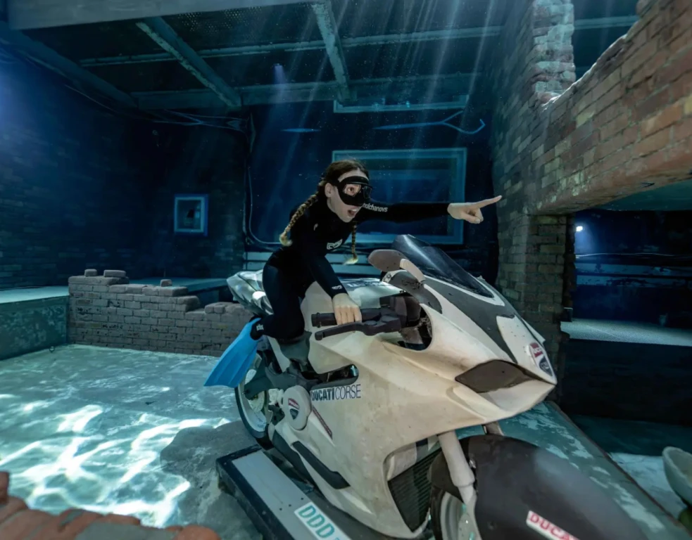 Deep Dive Dubai with Snorkeling – First Time Divers