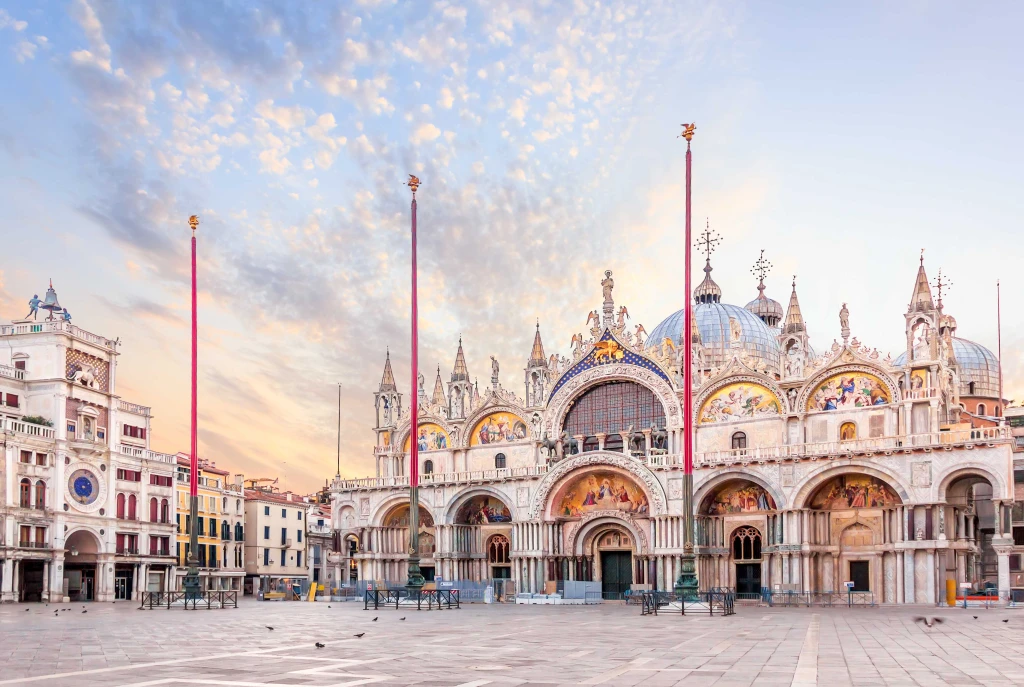 'Express Great Italy Tour with Ajet Airlines'