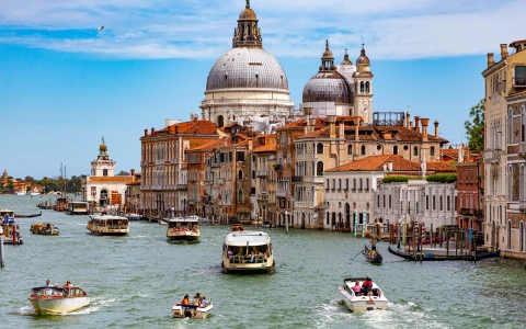 'Express Great Italy Tour with Ajet Airlines'