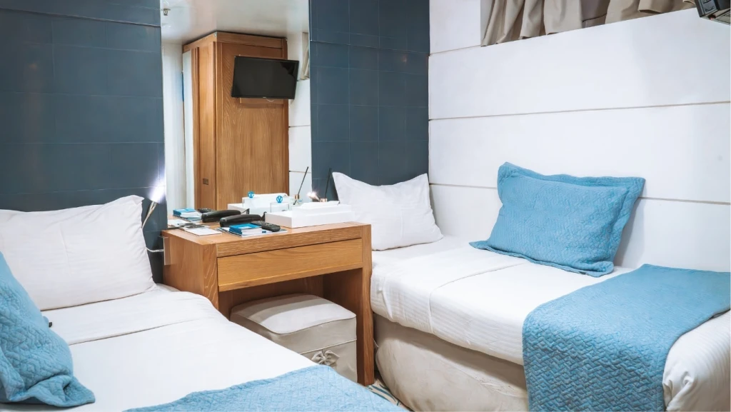 Classical Greece Cruise: Island Hoping Adventure