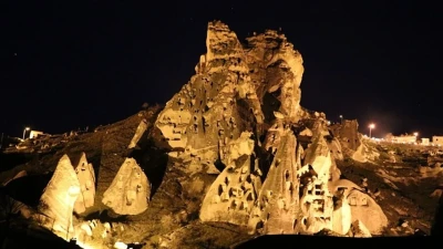 乌奇希萨尔城堡：卡帕多奇亚的历史与风景之巅