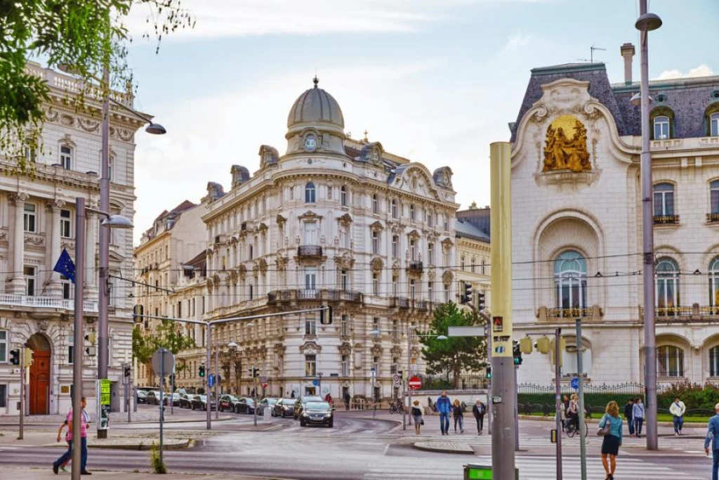 BUDAPEŞTE & VİYANA & SALZBURG & PRAG - 7 Gece - Thy - Bud-Prg - 
