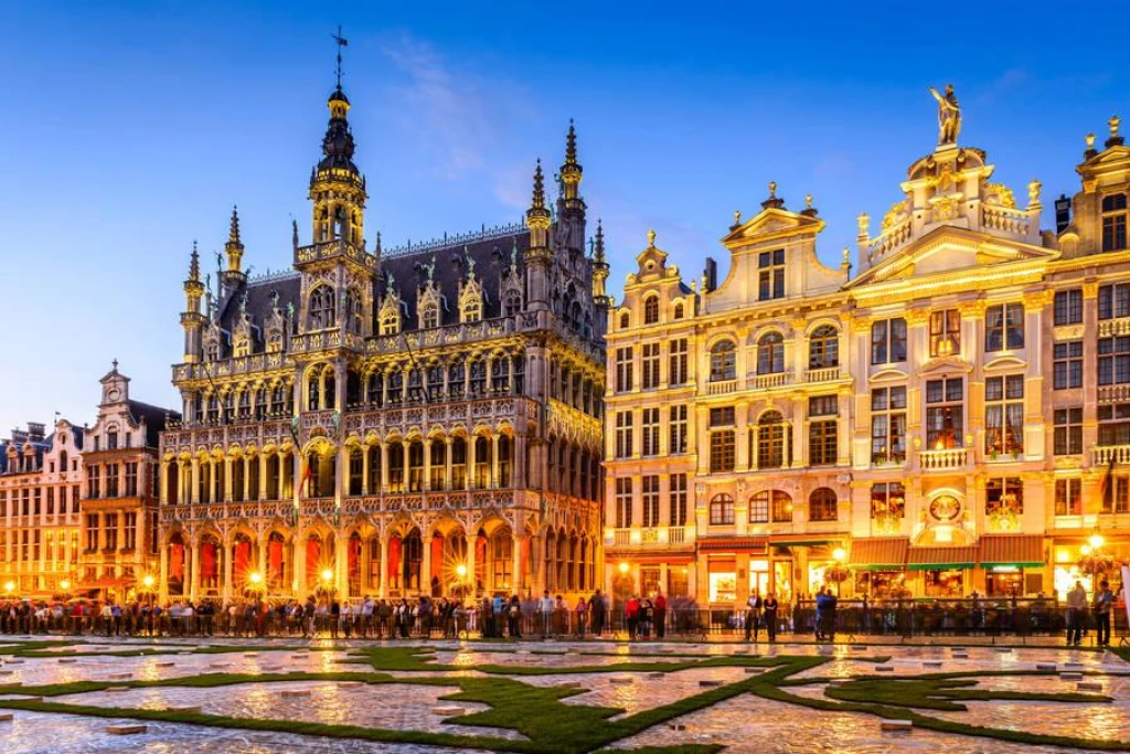 ELEGANT BENELUX & PARIS - 7 Gece - Thy - Dus-Dus - Ekstra Turlar Dahil - 