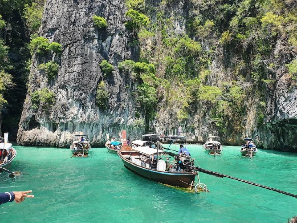 Phuket Serüveni Turu Qatar Hava Yolları ile 5 Gece (HKT-DOH-HKT)