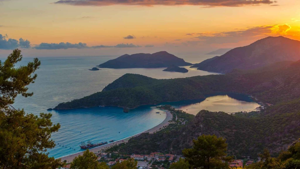 Fethiye Ölüdeniz Marmaris Akyaka Turu 3 Gece Otel Konaklamalı