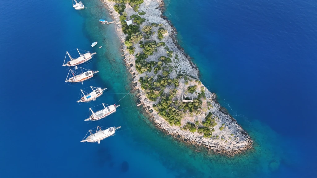 Luxury Cabin Cruise | Fethiye – Kekova – Fethiye
