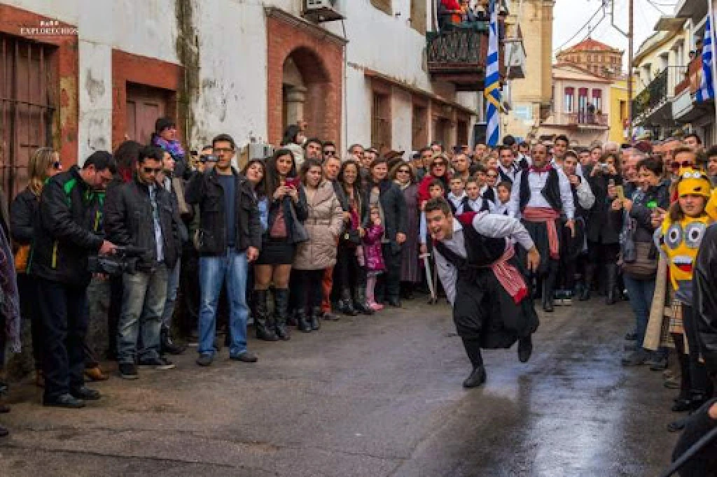 Mostra Karnavalı Sakız Adası