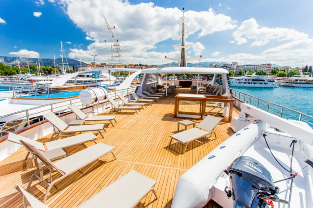 8-Days Deluxe Dalmatian Paradise Cruise