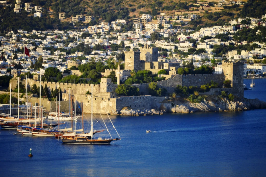 Karacasöğüt to Bodrum Blue Cruise – 4-Day Aegean Sailing Adventure