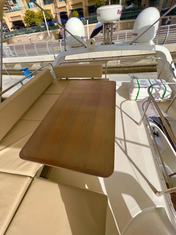 Special Luxury Yacht Tour