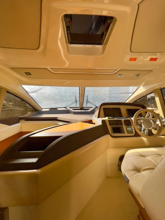 Special Luxury Yacht Tour