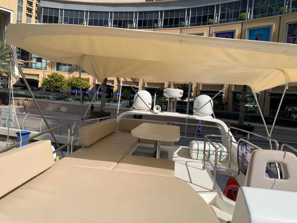 Special Luxury Yacht Tour