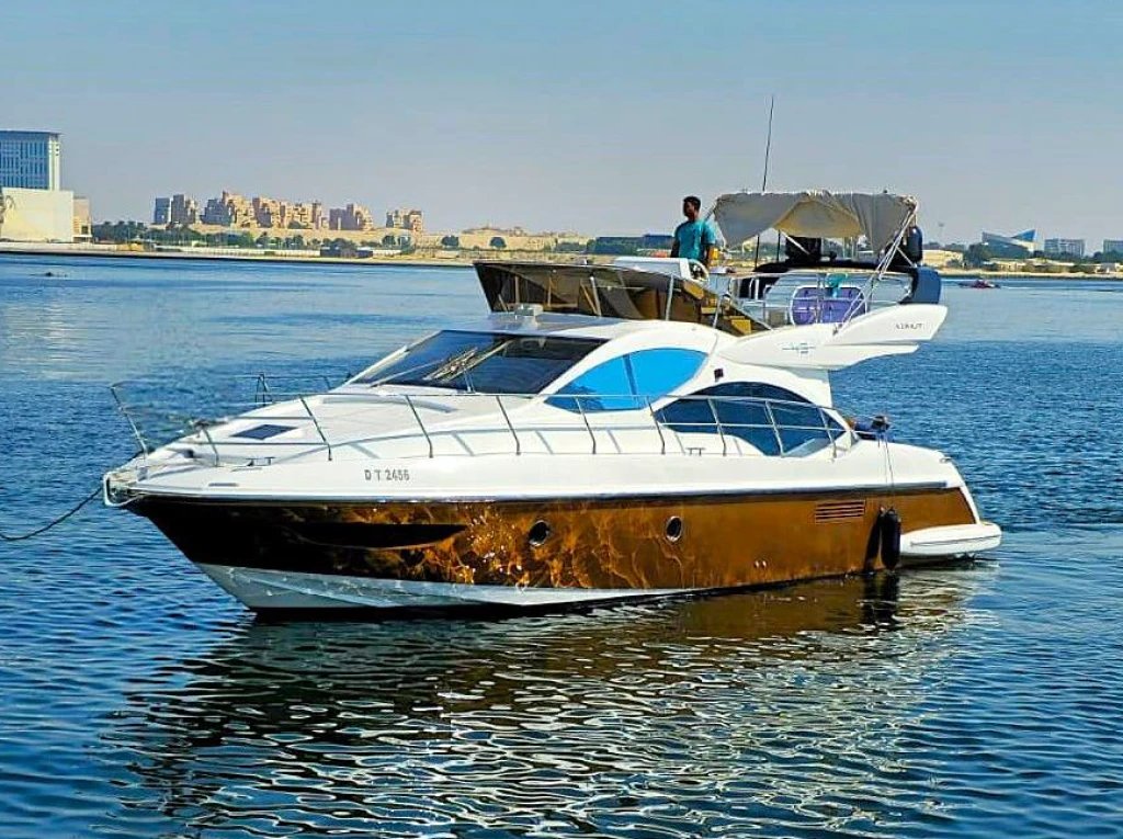 Special Luxury Yacht Tour