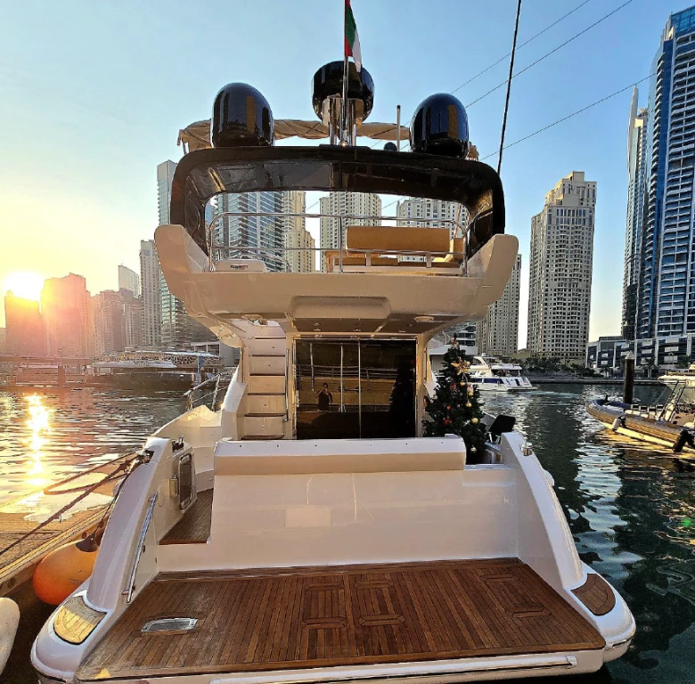 Special Luxury Yacht Tour