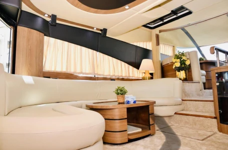 AZIMUT 64 FT PRIVATE YACHT MIETEN DUBAI HARBOR