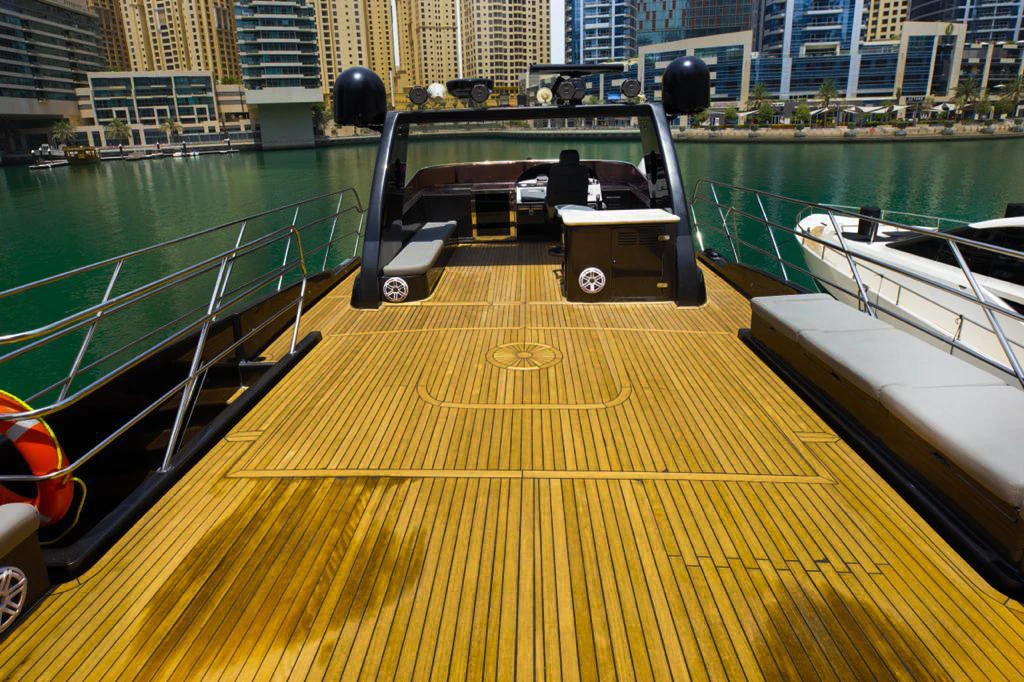 'ALQUILER DE YATE ESPECIAL ASFAR 95FT DUBAI MARINA'
