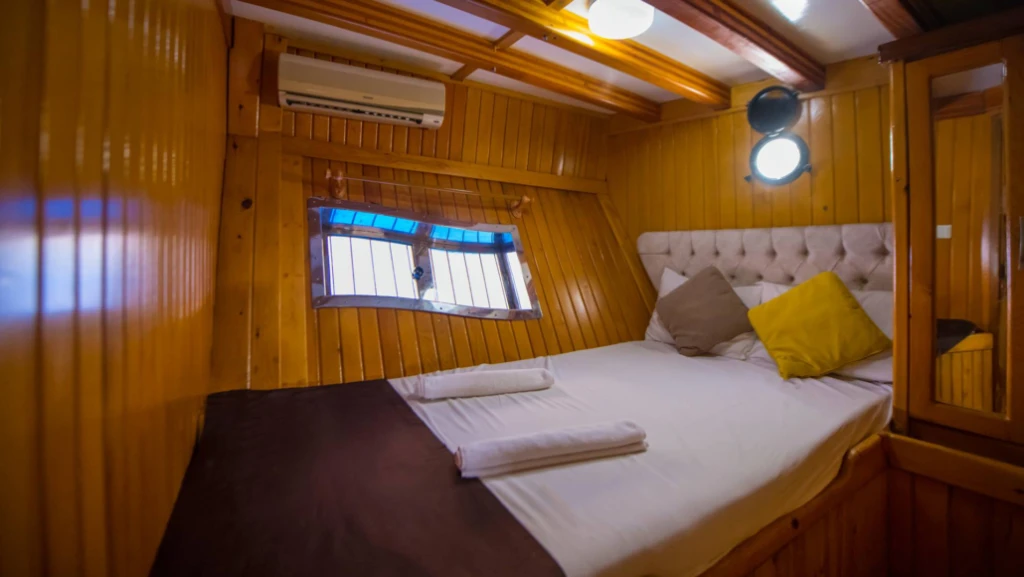 Cruise de 4 zile cu guletul de la Marmaris la Fethiye: Aventură pe Riviera Turkă