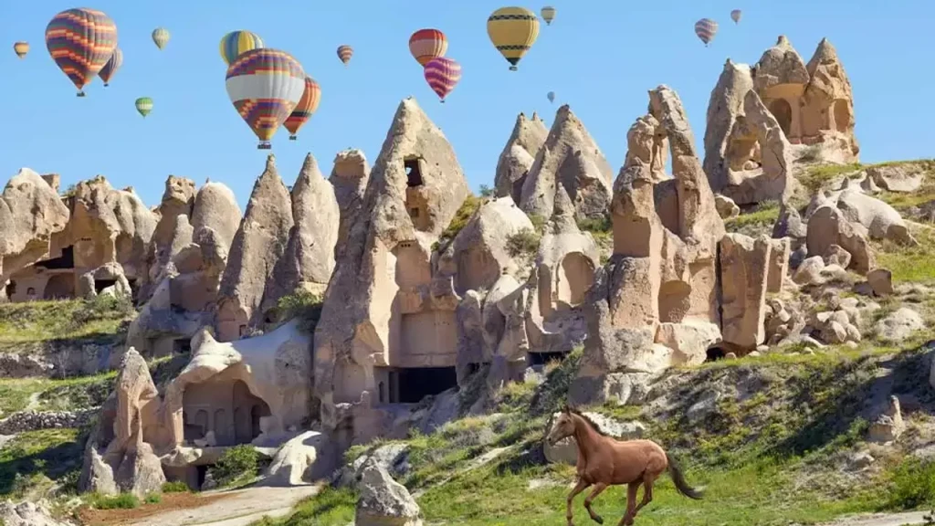 Antalya Çıkışlı Kapadokya Konaklamalı Tur | Buseta Travel