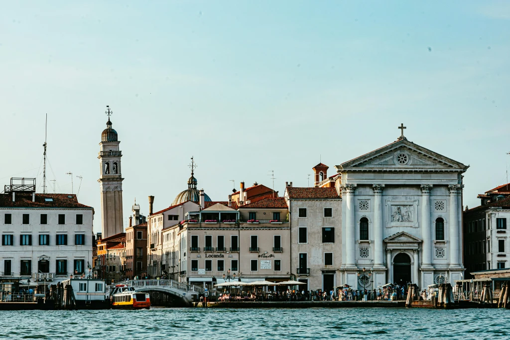 إزمير إلى موطو إيطاليا