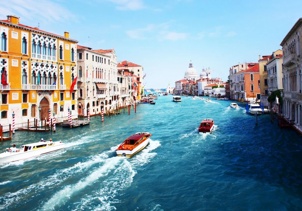 إزمير إلى موطو إيطاليا