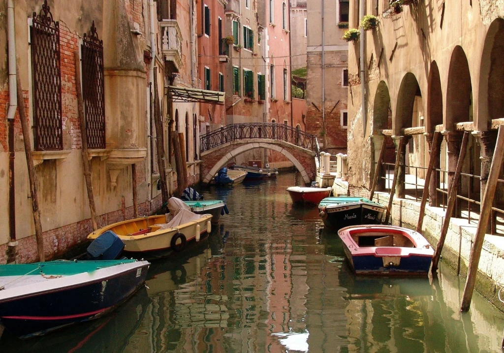 إزمير إلى موطو إيطاليا