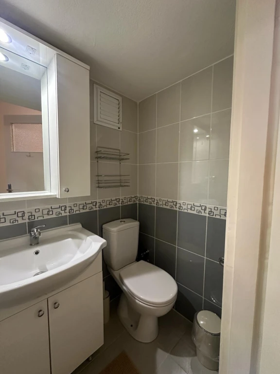 İzmir Güzelyalı da Otoparklı Deniz Manzaralı Aileler İçin Uygun Kiralık Daire