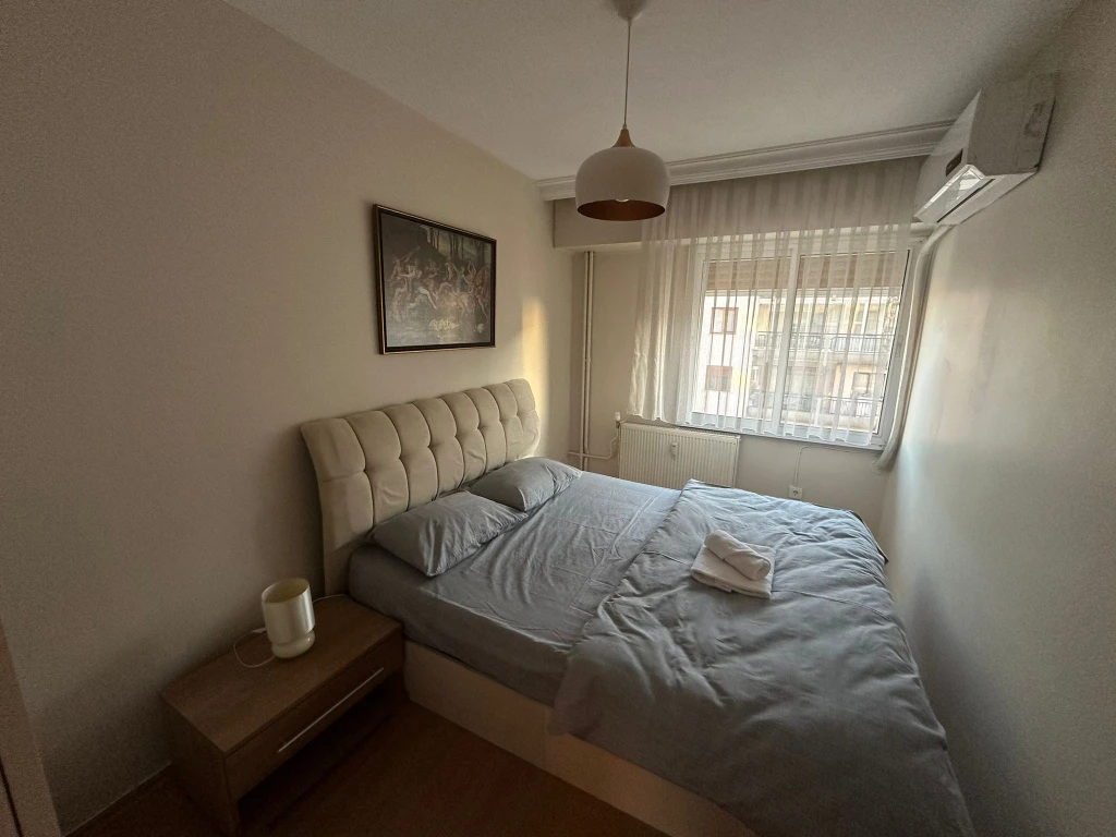 İzmir Güzelyalı da Otoparklı Deniz Manzaralı Aileler İçin Uygun Kiralık Daire