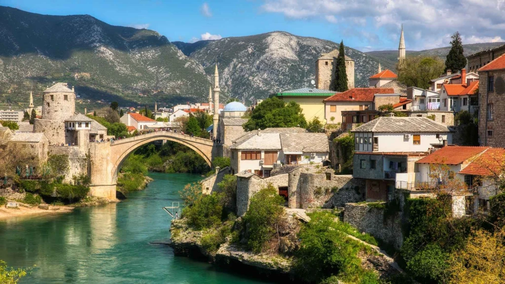 Kosovalı Balkanların Kalbi Turu Thy ile Extra Turlar Akşam Yemekleri Dahil 5 Gece OHD-SJJ