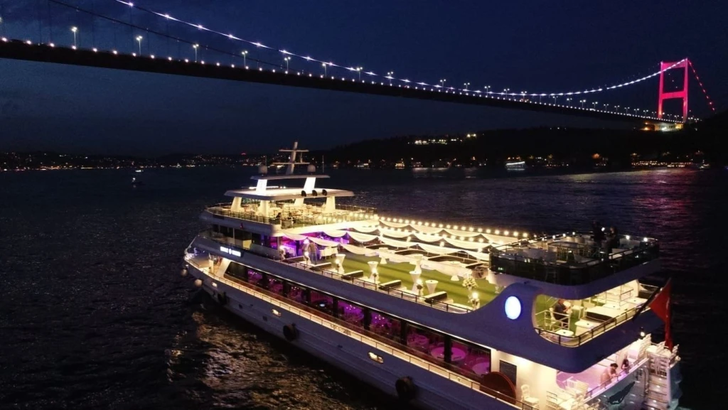 Ramazan Özel Boğazda İftar Turu Her Gün