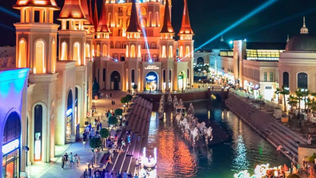 The Land of Legends Night Show | Antalya Çıkışlı Transferli Gece Gösterisi