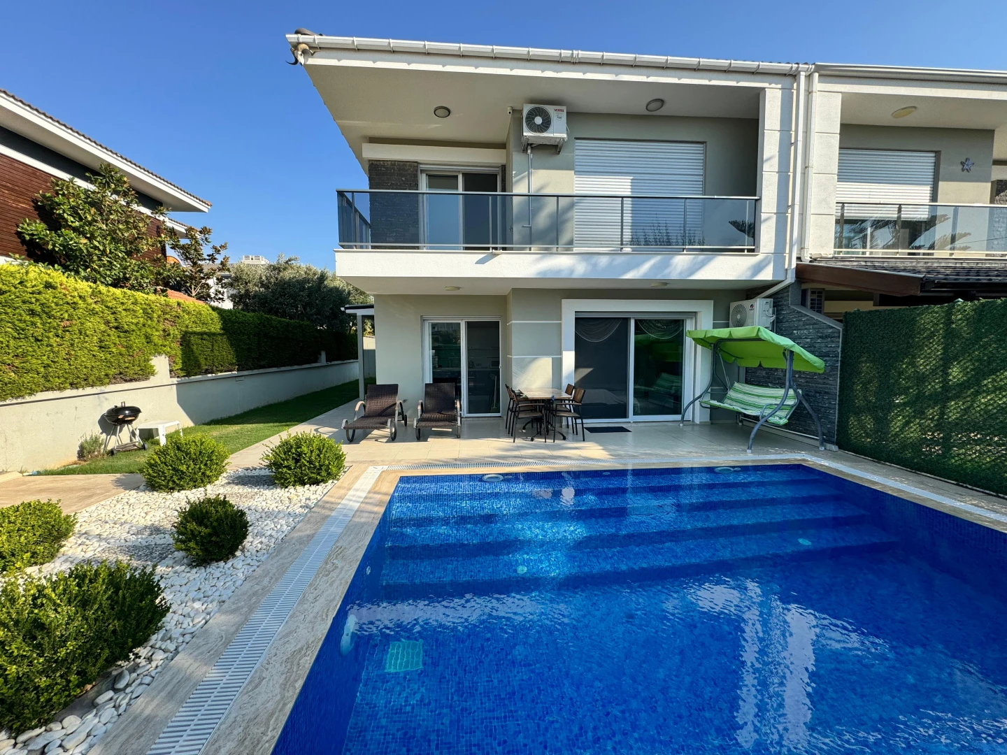 EVİNİZİN KONFORUNDA TATİL!