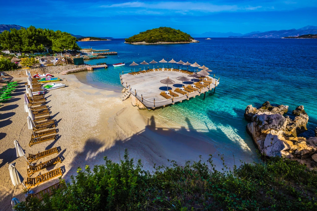 M/Y Callisto Yacht— Classic Elegance at Sea