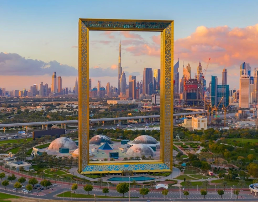 Dubai Frame with Private Transfers